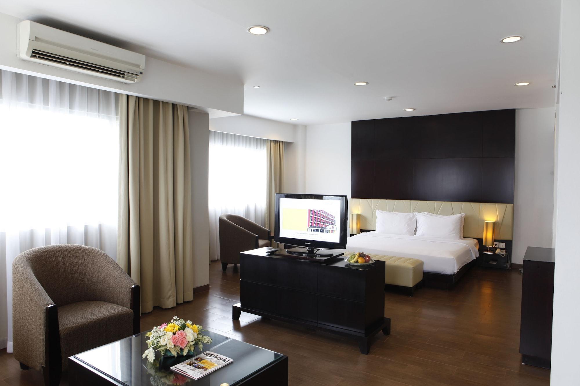 Hotel Santika Bogor Extérieur photo