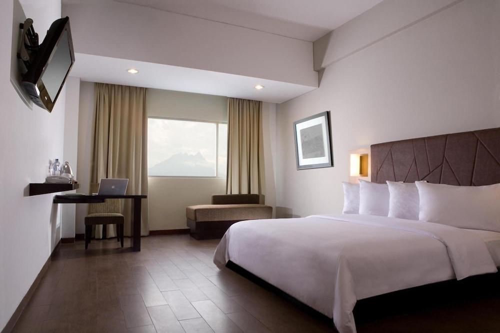 Hotel Santika Bogor Extérieur photo